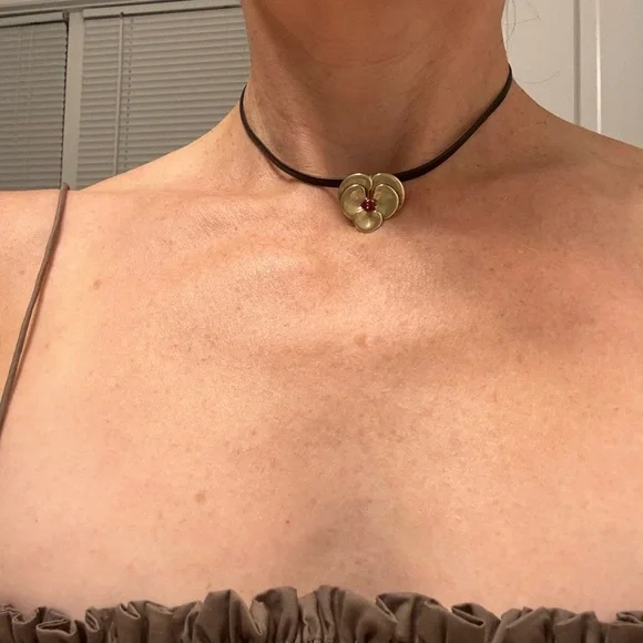 Annette Ferdinandsen Choker - Picture 5 of 5